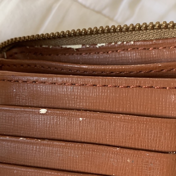 Fossil Gold Zip Bifold Wallet - Picture 10 of 13
